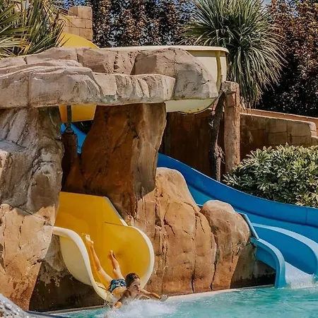 Κάμπινγκ 5 Etoiles - Parc Aquatique - Eeibdg