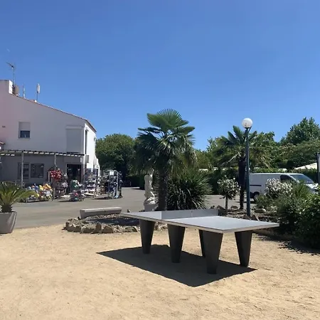 Кемпинг Zecamping 5 A 1km De La Piscine Couverte Dog Friendly Fitness 5*