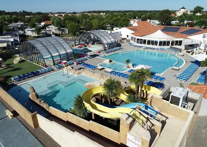 Zecamping 5 A 1km De La Piscine Couverte Dog Friendly Fitness